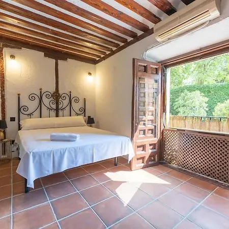 Encantador Apartamento En Calle Segovia Madrid Exterior photo